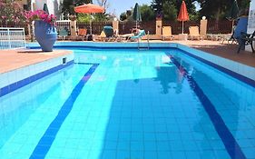 Bueno Hotel